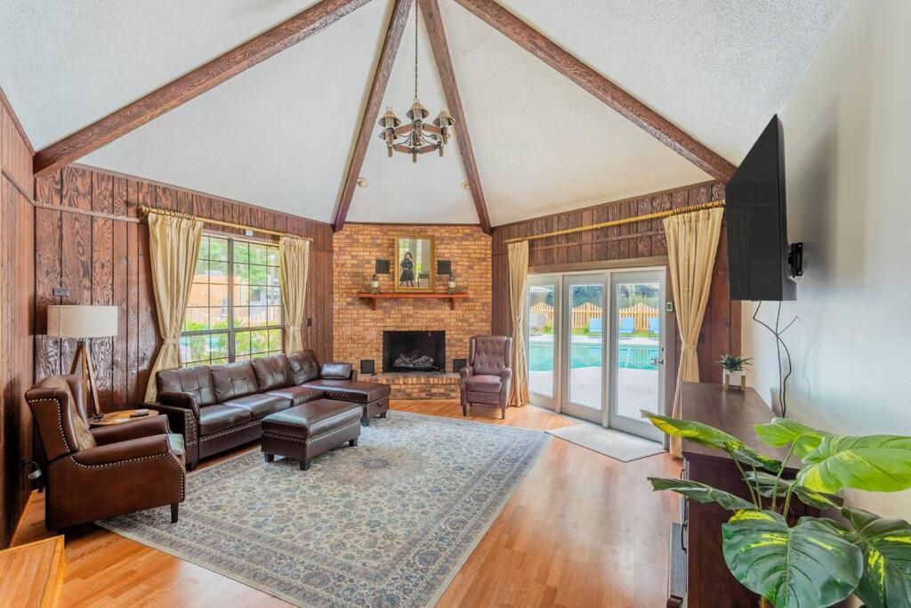 Golden Isles Lrge Home- Huge Pool, Hot Tub, Game Rm Brunswick Exterior photo